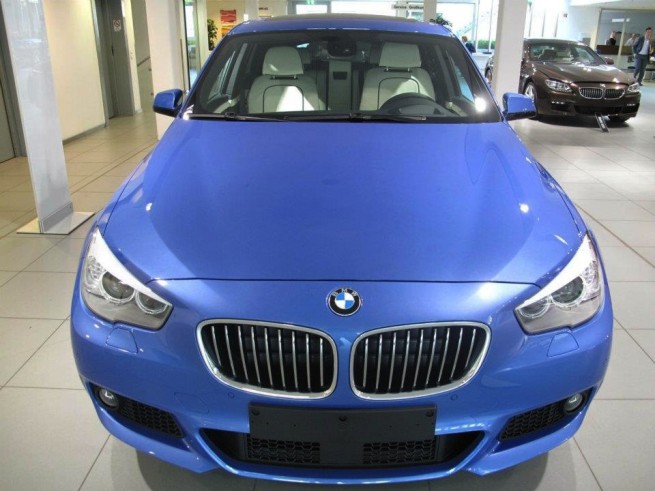BMW-5er-GT-F07-M-Sportpaket-Individual-Neptune-Blue-Metallic-08