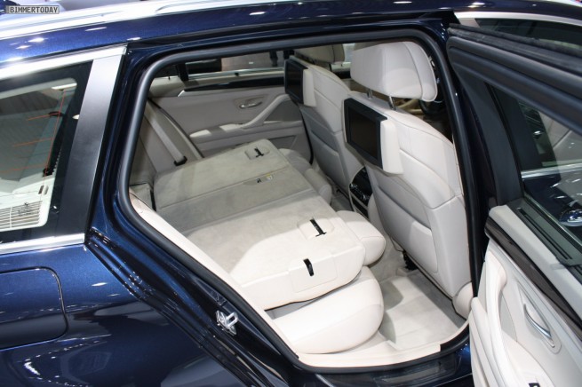 BMW-5er-Touring-F11-Imperialblau-05