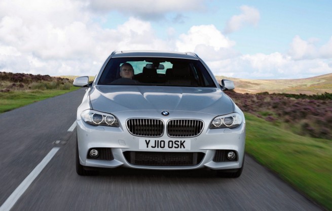BMW-5er-Touring-F11-M-Sportpaket-Exterieur-RHD-UK-05