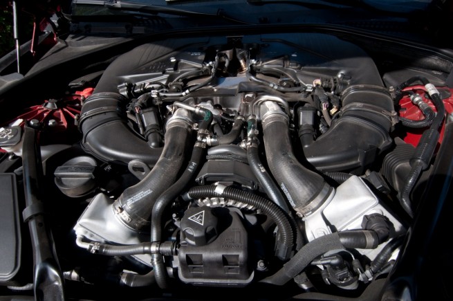 BMW-650i-Cabrio-2012-6er-F12-Vermilionrot-17