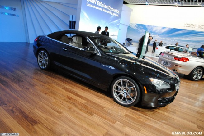 BMW-650i-Cabrio-F12-Saphirschwarz-NAIAS-Detroit-2011-Exterieur-24