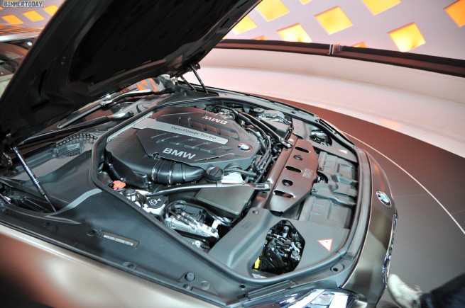 BMW-6er-Gran-Coupe-Motor-Genf-2012-01