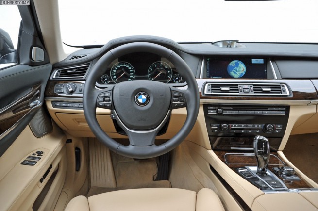 BMW-7er-Facelift-2012-750Li-F02-LCI-Innenraum-01