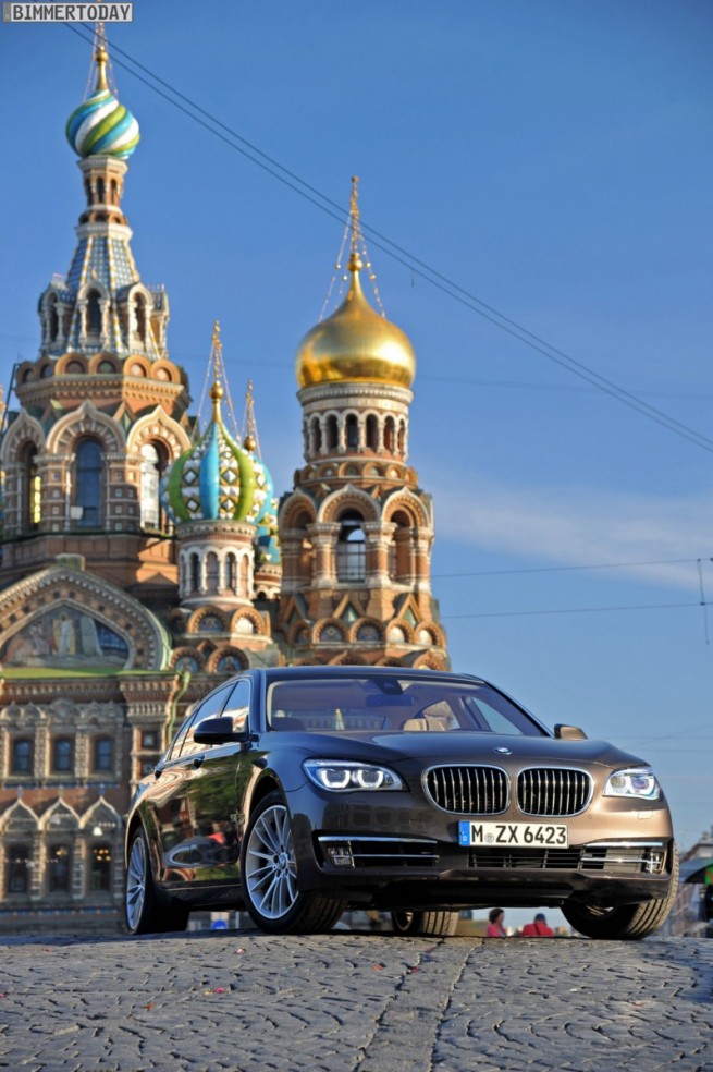 BMW-7er-Facelift-2012-750Li-F02-LCI-St-Petersburg-33