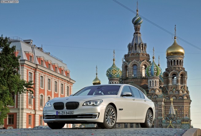 BMW-7er-Facelift-2012-750i-F01-LCI-St-Petersburg-34