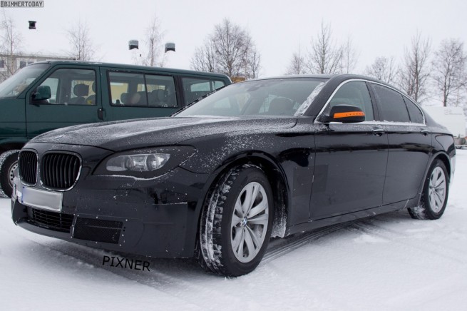 BMW-7er-Facelift-2012-F01-LCI-Erlkönig-Spyshots-PIXNER-01
