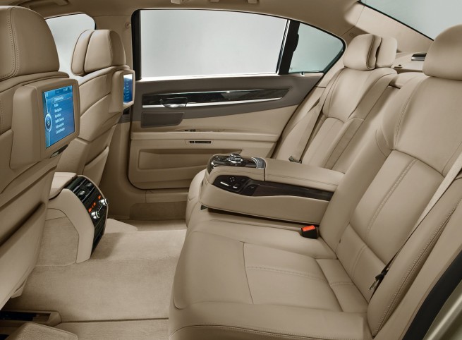 BMW-7er-Langversion-F02-Interieur BMW-7er-Langversion-F02-Interieur