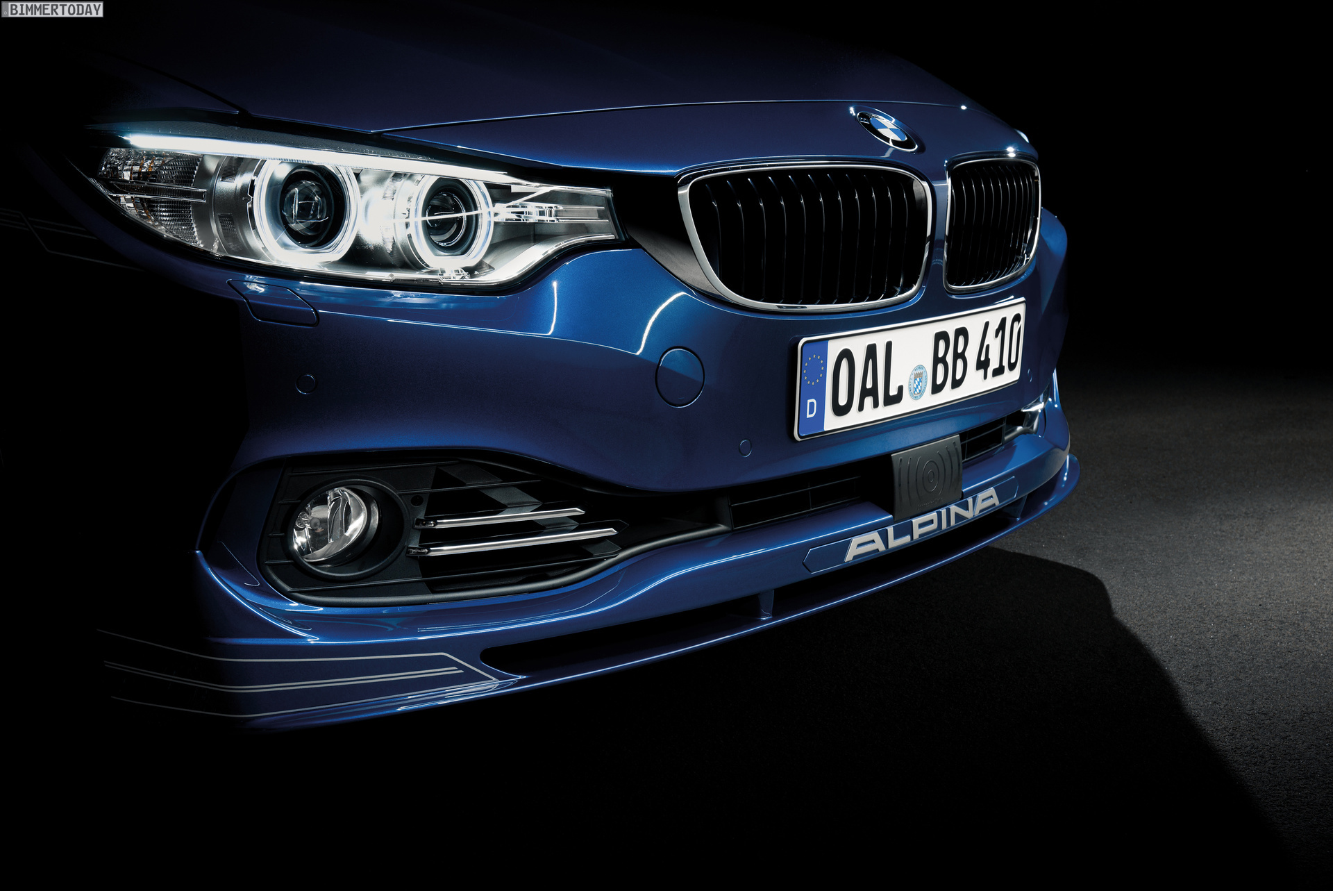 BMW-Alpina-B4-F32-Coupe-2013-Wallpaper-Tokyo-14.jpg