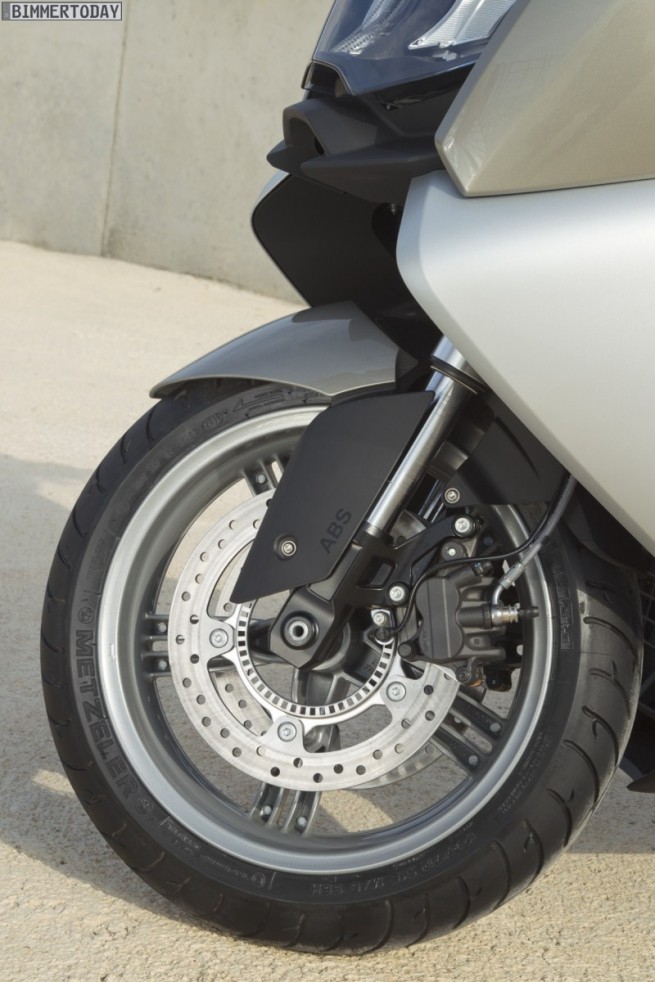 BMW-C-650-GT-2012-Scooter-06