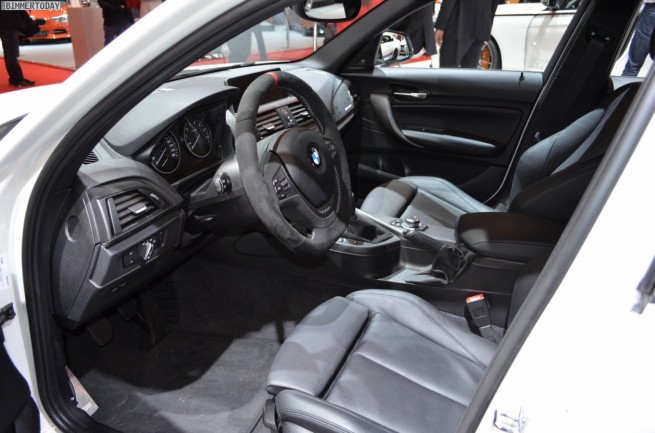 BMW-M-Performance-125i-1er-F20-Tuning-Essen-Motor-Show-2012-09