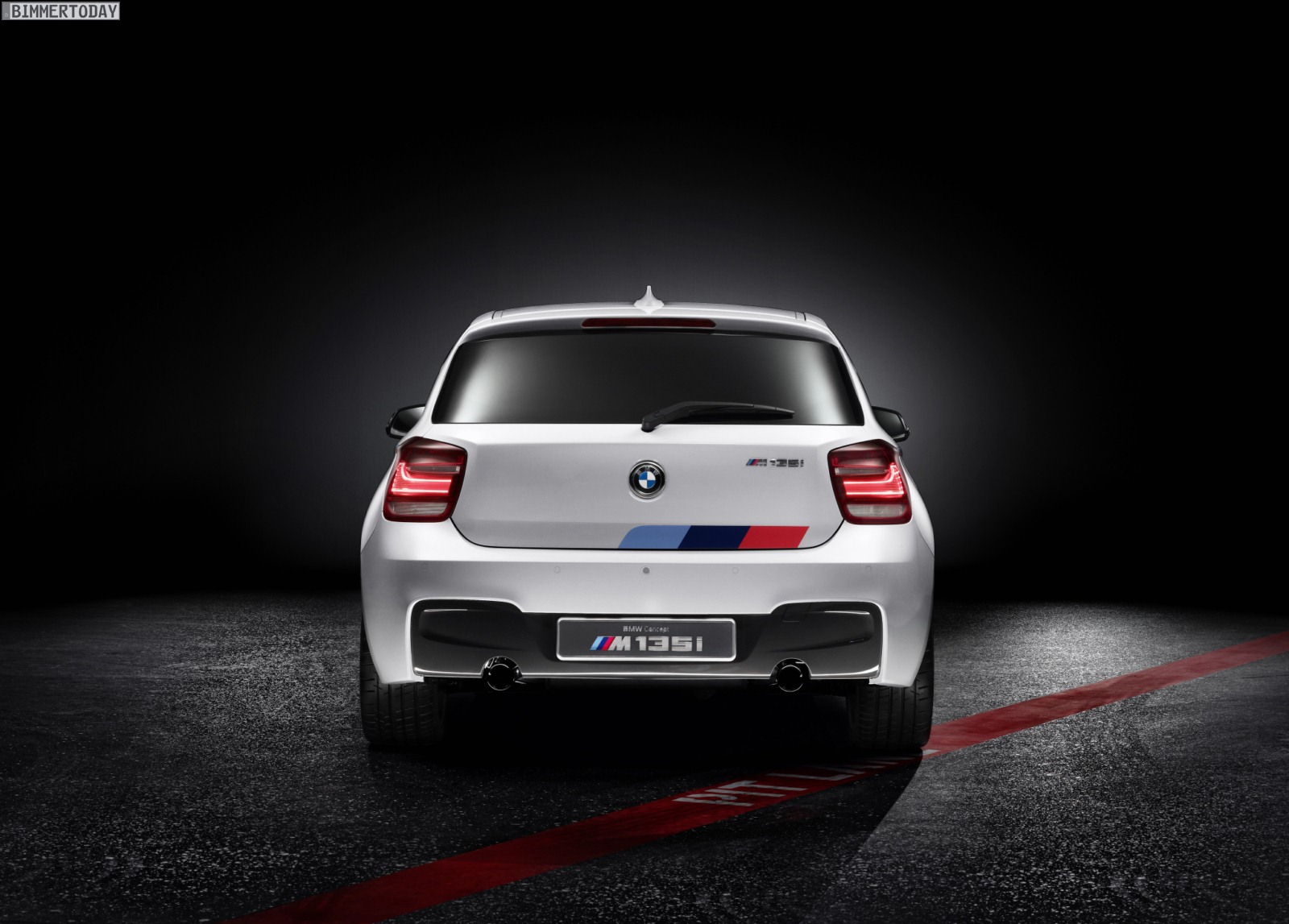 BMW-M135i-F20-Concept-Car-Auto-Salon-Genf-2012-02.jpg
