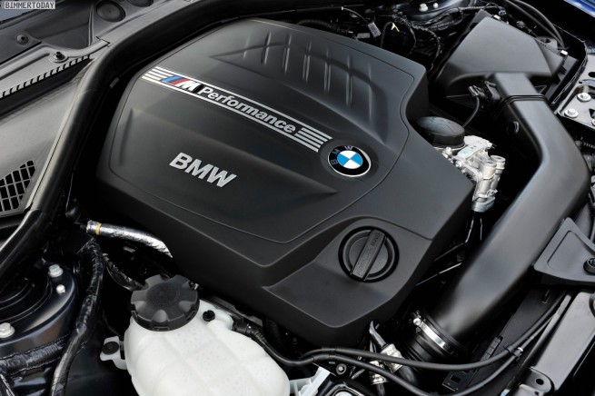 BMW-M135i-F21-M-Performance-Motor
