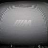 BMW-M3-Coupe-Performance-Mineralweiss-Interieur-01