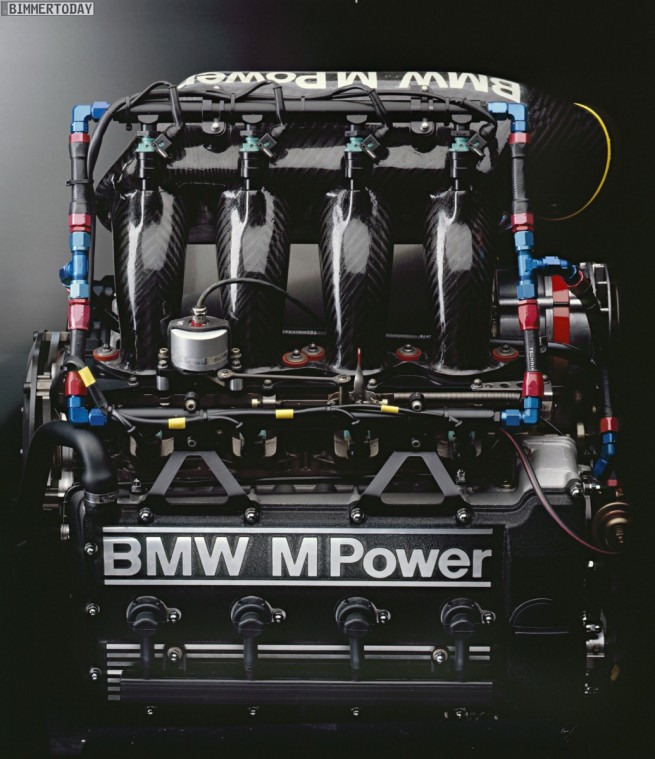BMW-M3-DTM-E30-Rennversion-05