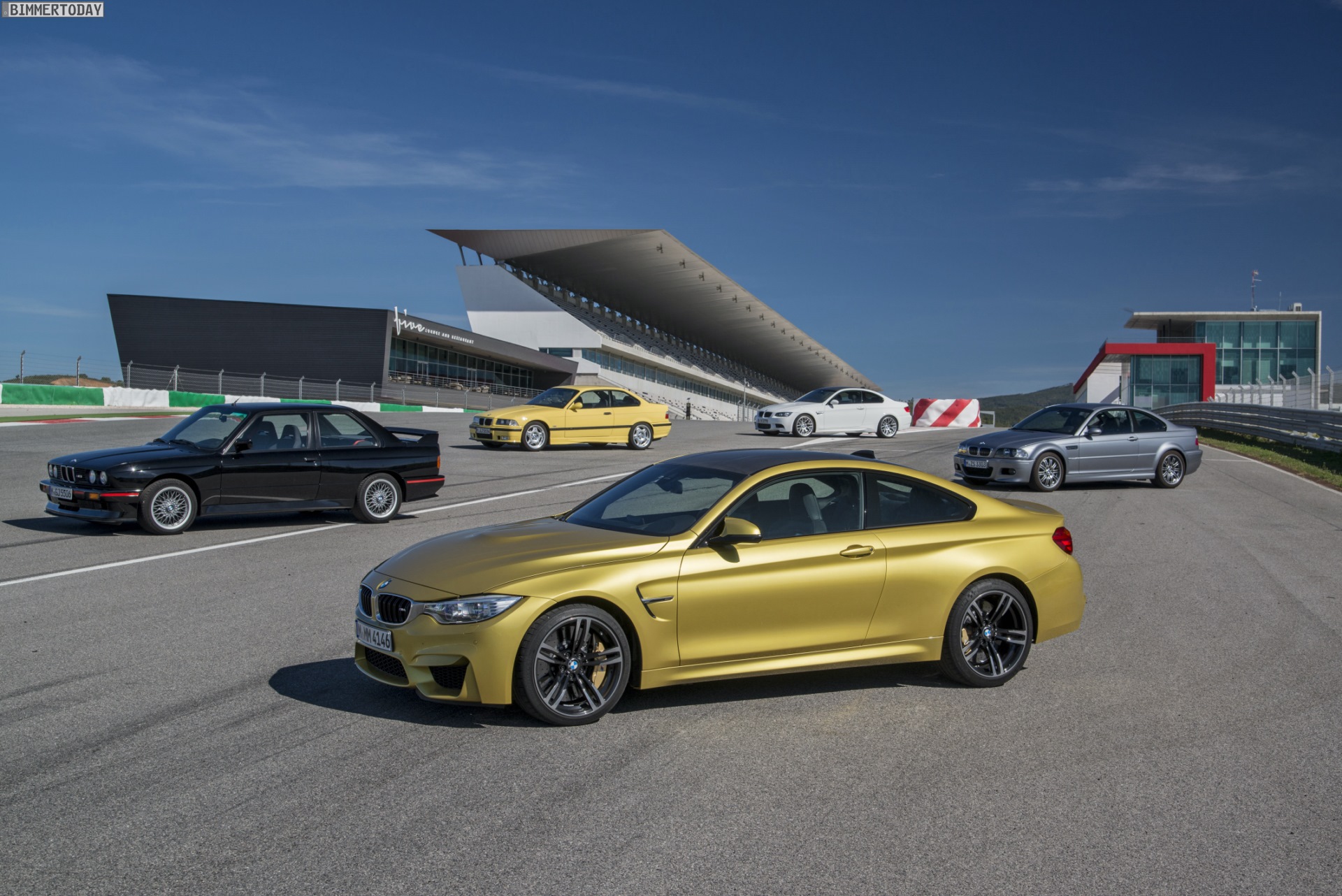 BMW-M3-E30-E36-E46-E92-M4-F82-Generationen-Vergleich-02.jpg