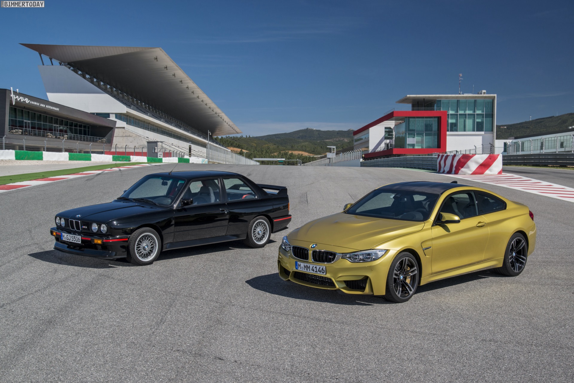 BMW-M3-E30-vs-M4-F82-Vergleich-06.jpg