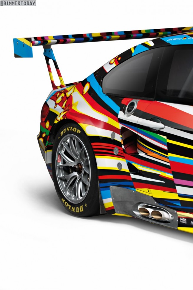 BMW-M3-GT2-Art-Car-Jeff-Koons-Miniatur-1-zu-18-N2