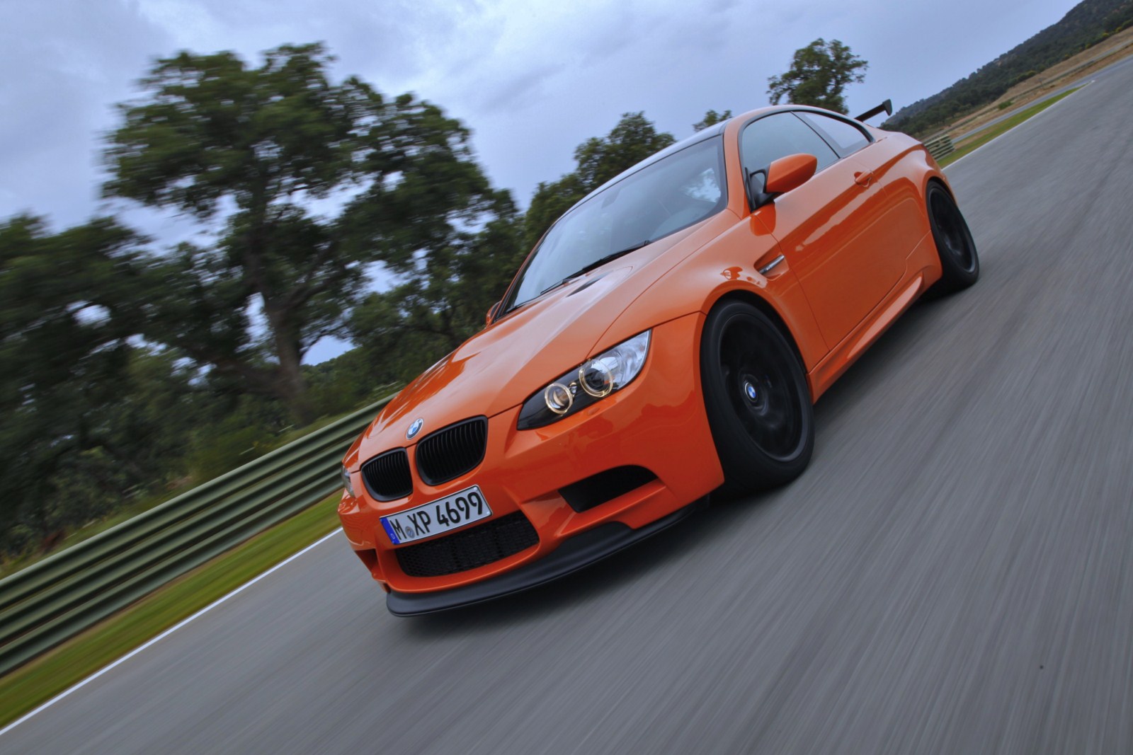 [Immagine: BMW-M3-GTS-Wallpaper-22.jpg]