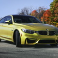 BMW M4 Coupé Wallpaper: Austin Yellow im Indian Summer BMW M4 Coupé Wallpaper: Austin Yellow im Indian Summer