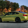 BMW M4 Coupé Wallpaper: Austin Yellow im Indian Summer BMW M4 Coupé Wallpaper: Austin Yellow im Indian Summer