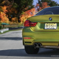 BMW M4 Coupé Wallpaper: Austin Yellow im Indian Summer BMW M4 Coupé Wallpaper: Austin Yellow im Indian Summer