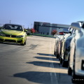 BMW M4 Coupé Wallpaper: Austin Yellow im Indian Summer BMW M4 Coupé Wallpaper: Austin Yellow im Indian Summer