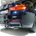 Paris 2014: BMW M4 Cabrio F83 mit Innenraum in Sakhir Orange Paris 2014: BMW M4 Cabrio F83 mit Innenraum in Sakhir Orange