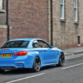 BMW M4 Cabrio: Neue Fotos zeigen F83 in Yas Marina Blau BMW M4 Cabrio: Neue Fotos zeigen F83 in Yas Marina Blau