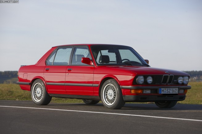 BMW-M5-E28-Limousine-13