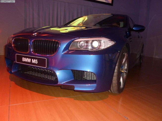 BMW-M5-F10-M-Night-01
