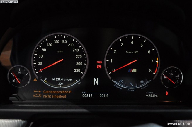 BMW-M5-F10-M-Night-23