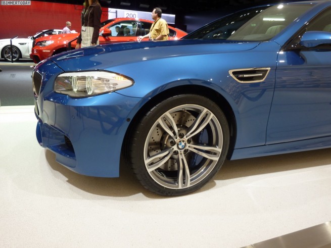 BMW-M5-F10-Monte-Carlo-Blau-IAA-2011-10