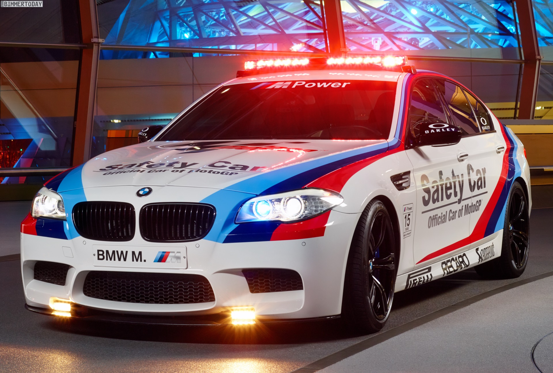 BMWM5F10MotoGP2013SafetyCar