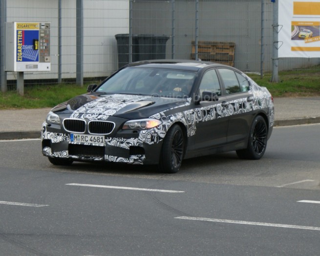 BMW-M5-F10-Spyshots-Nordschleife-2010-02