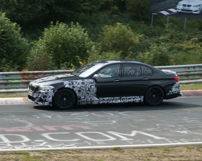 BMW-M5-F10-Spyshots-Nordschleife-2010-03