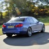 BMW-M5-F10-UK-RHD-Blau-04