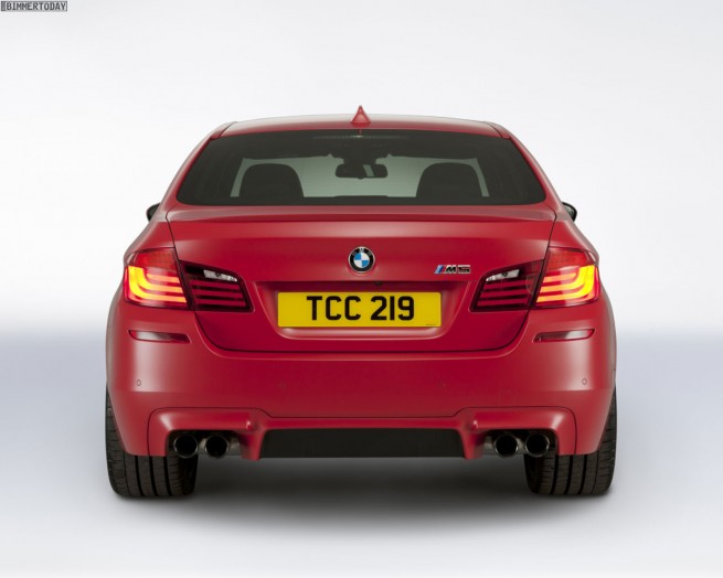BMW-M5-M-Performance-Edition-UK-2012-02
