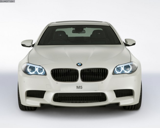 BMW-M5-M-Performance-Edition-UK-2012-04