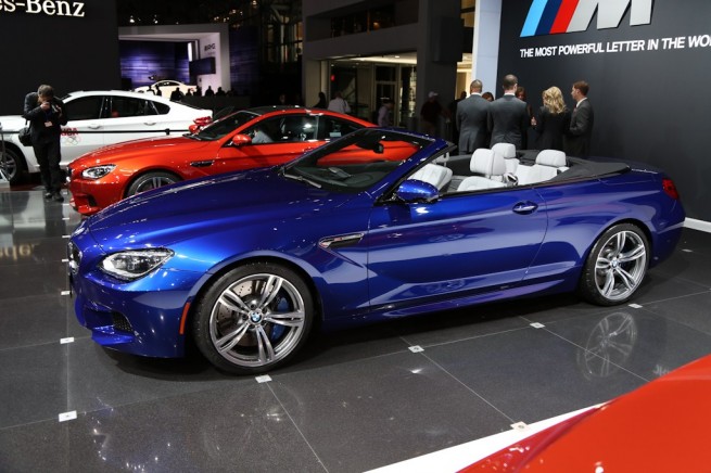 BMW-M6-Cabrio-F12-NY-2012-San-Marino-Blau-11