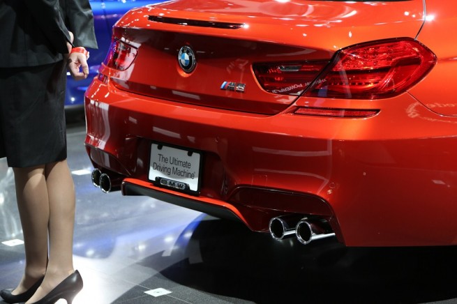 BMW-M6-Coupé-F13-NY-2012-Sakhir-Orange-22