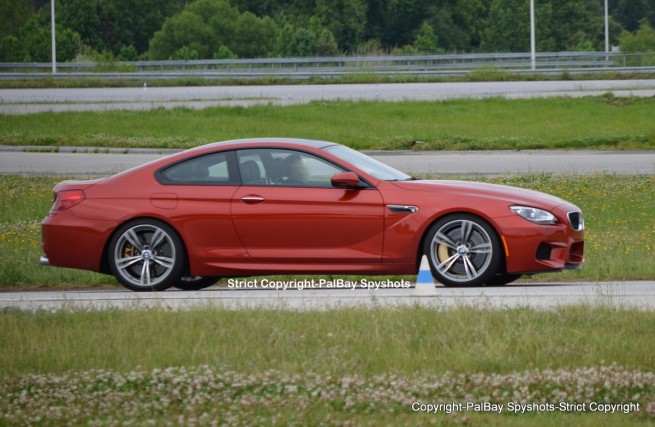 BMW-M6-Coupé-F13-on-track-Palbay-2012-03