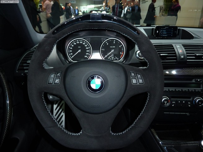BMW-Performance-120d-E81-Genf-2011-Interieur-01