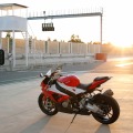 BMW S 1000 RR 2014: Motorrad-Supersportler jetzt mit 199 PS BMW S 1000 RR 2014: Motorrad-Supersportler jetzt mit 199 PS