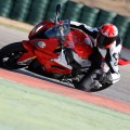 BMW S 1000 RR 2014: Motorrad-Supersportler jetzt mit 199 PS BMW S 1000 RR 2014: Motorrad-Supersportler jetzt mit 199 PS