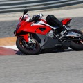BMW S 1000 RR 2014: Motorrad-Supersportler jetzt mit 199 PS BMW S 1000 RR 2014: Motorrad-Supersportler jetzt mit 199 PS