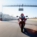 BMW S 1000 RR 2014: Motorrad-Supersportler jetzt mit 199 PS BMW S 1000 RR 2014: Motorrad-Supersportler jetzt mit 199 PS