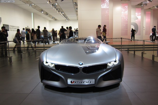 BMW-Vision-ConnectedDrive-Shanghai-2011-03