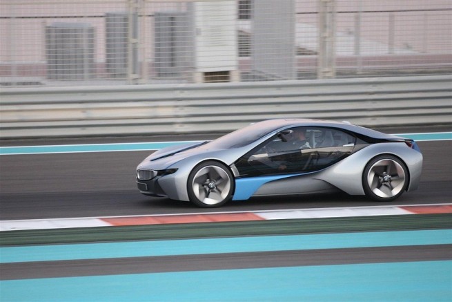 BMW-Vision-EfficientDynamics-Spyshots-Abu-Dhabi-05