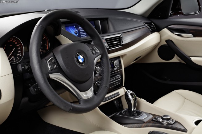 BMW-X1-Facelift-2012-E84-LCI-Innenraum-02