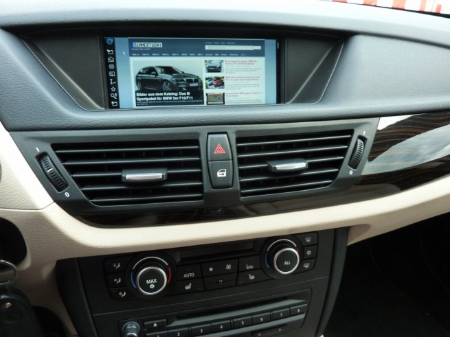 BMW-X1-xDrive28i-Interieur-02 BMW-X1-xDrive28i-Interieur-02